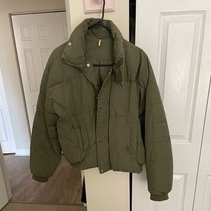 Free People Slouchy Cropped Puffer, Olive Green, XS